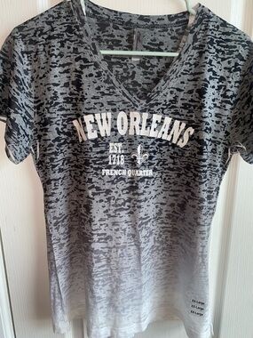 Classic Gray New Orleans V-Neck Graphic Tee